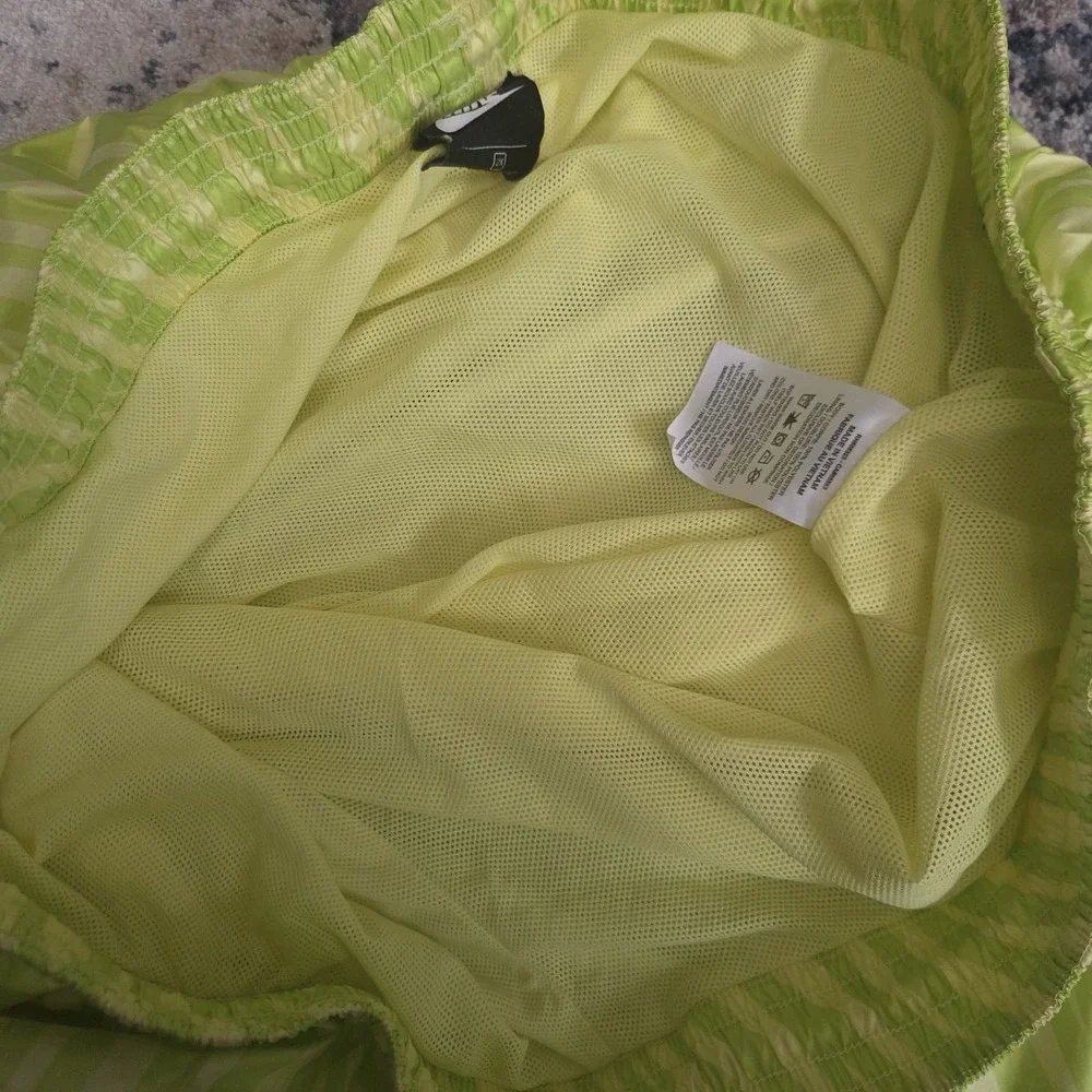 Nike Icon Clash Jogger Windbreaker Pants Neon Zebra‎ AOP Women's Plus Size 2X